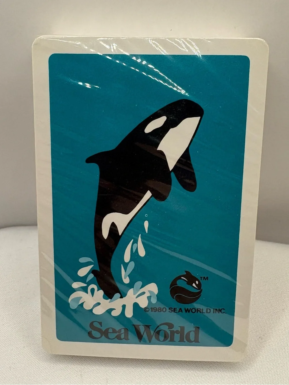 Vintage 1980 Sea World Playing Cards w Plastic Case Made in Hong Kong